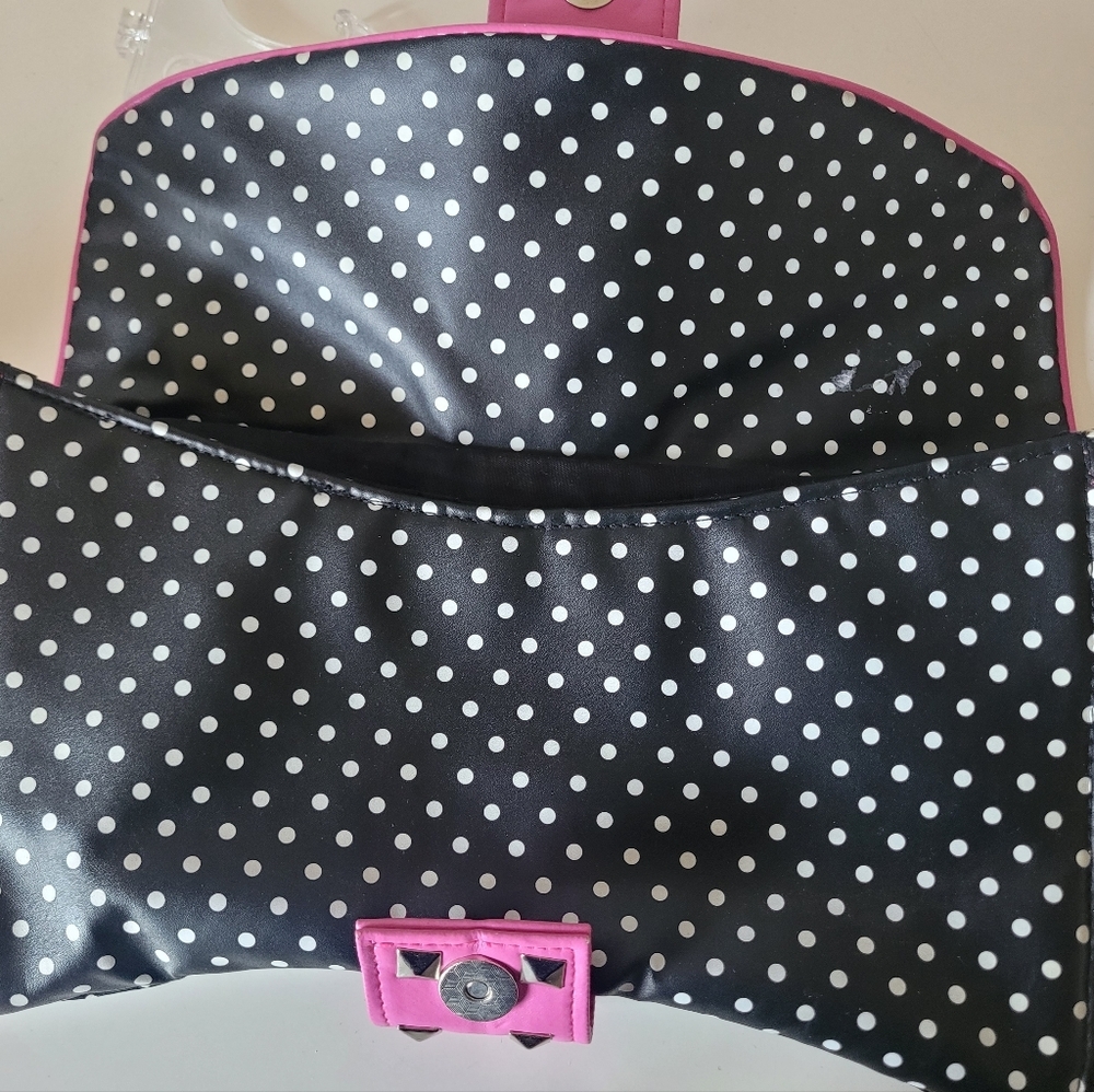 Too Fast Doll Face Clutch, VGUC - Picture 7 of 8